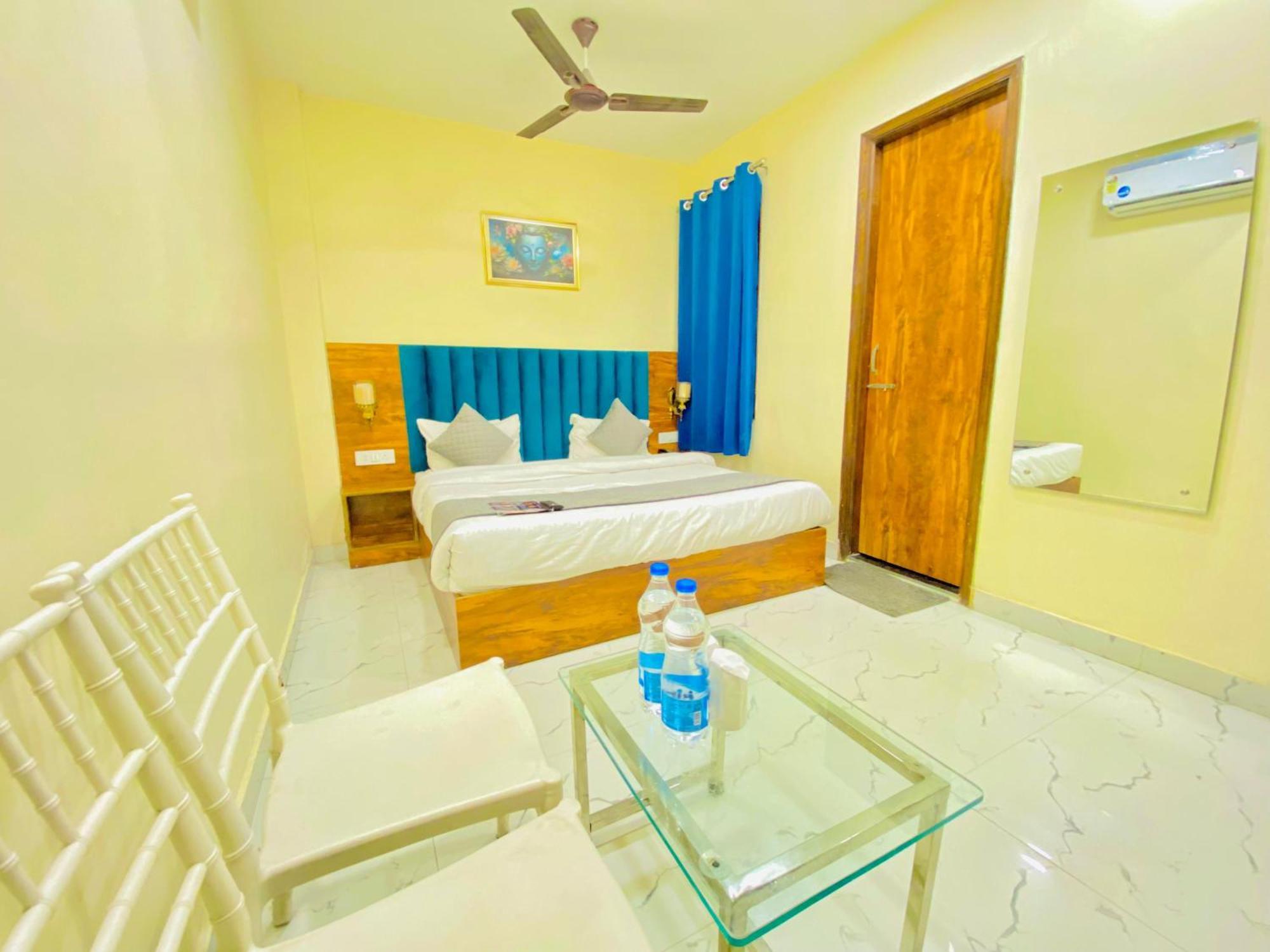 Hotel Holiday First 300 Meter From Golden Temple Amritsar Exterior photo